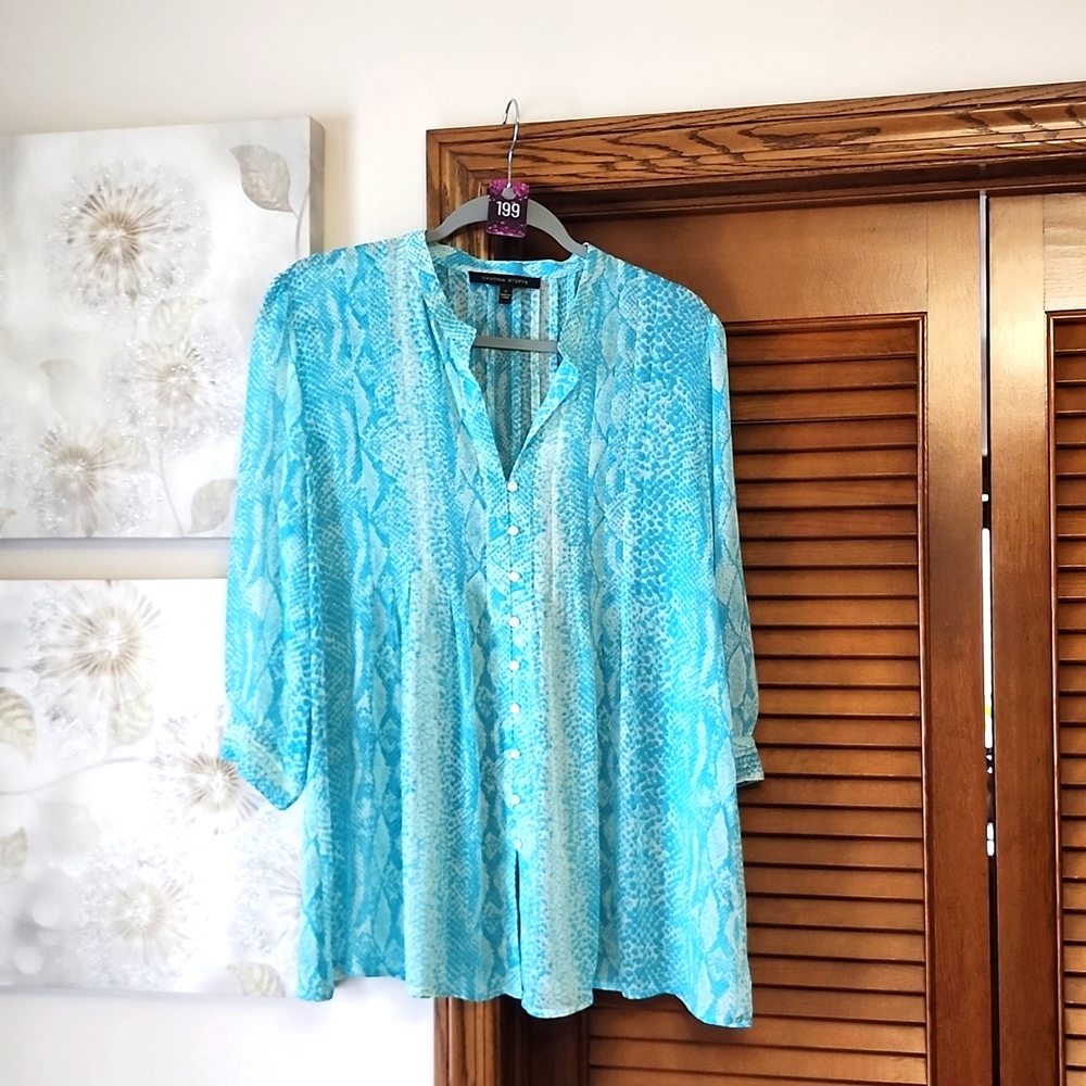 #199 Gorgeous Aqua Blouse